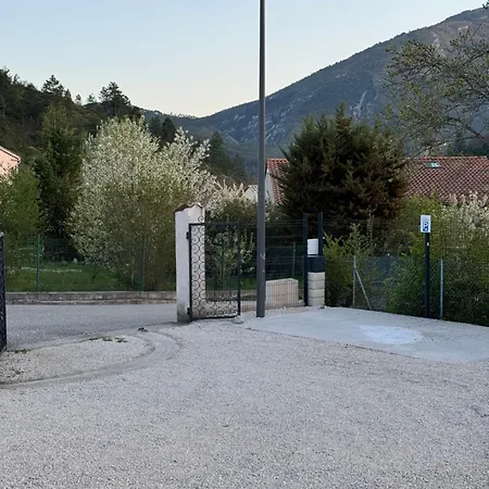 D'hotes Bed & Breakfast 4*