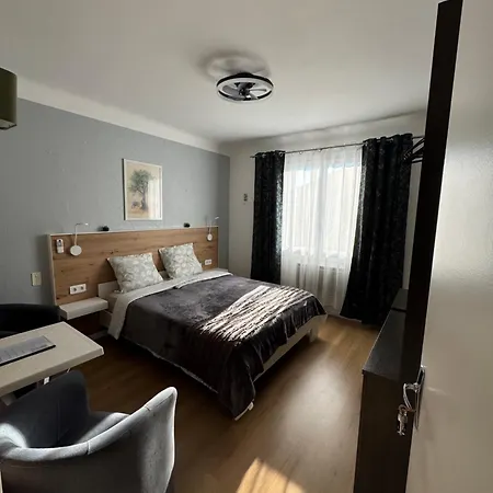 D'hotes 4* كاستيلان